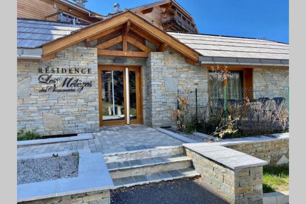 Appartement de charme dans résidence avec piscine La Joue du Loup Saint-Étienne-en-Dévoluy Esterno foto